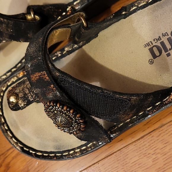 Alegria Shoes - Picture 5 of 7